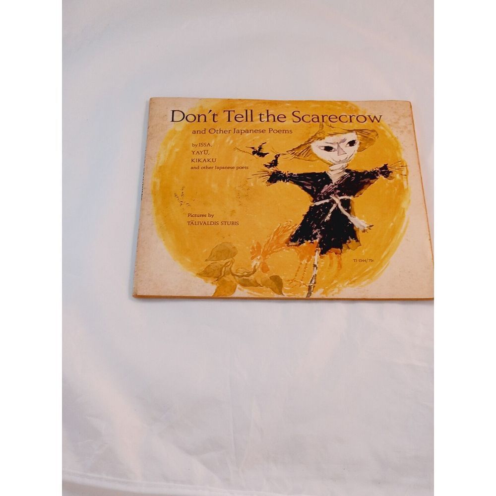 Don't Tell the Scarecrow‎ and Other Japanese Poems Issa Scholastic Books vintage